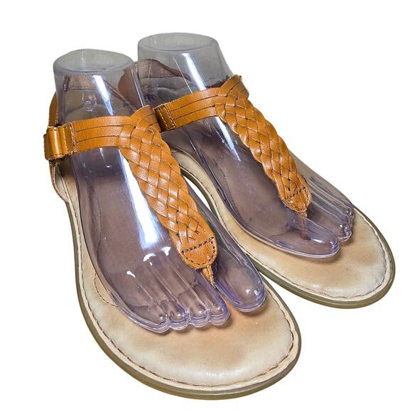 Born Yarrow Brown Leather Thong Strappy Sandal Size 9
Excellent Cushioned - Picture 2 of 8